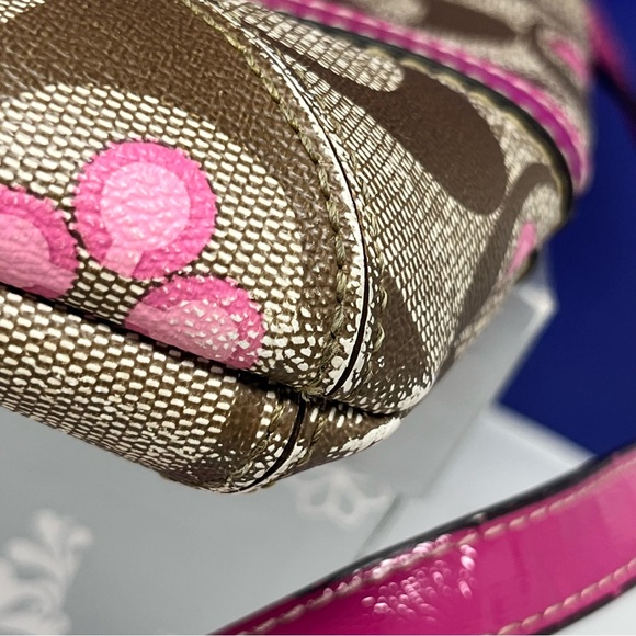 Coach Peyton Signature Clover Crossbody Bag Coach Factory - Picture 11 of 11